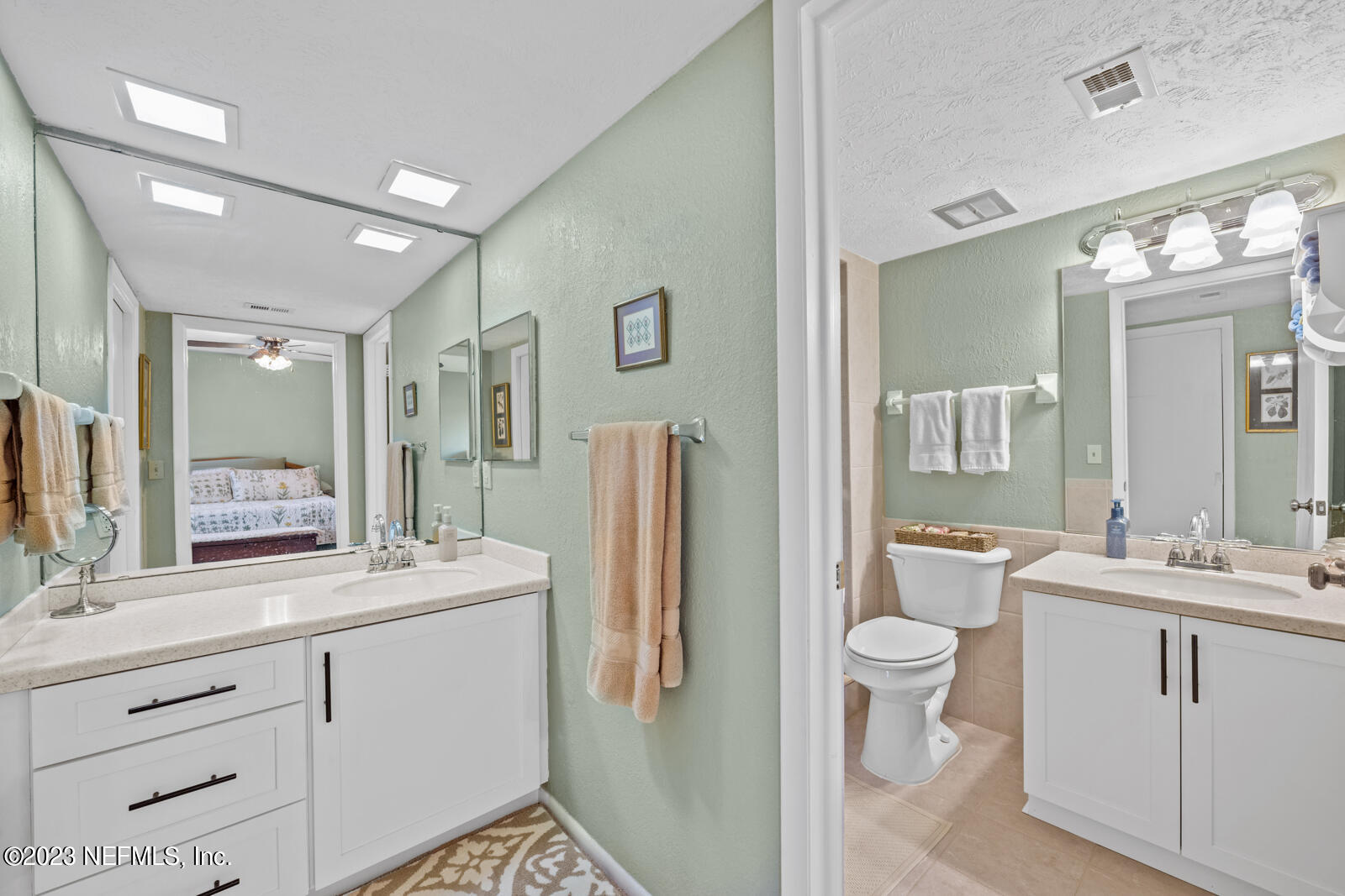 4915 Baymeadows Road, Unit 5F Jacksonville, FL 32217 - Photo 18 of 35 Master Bath