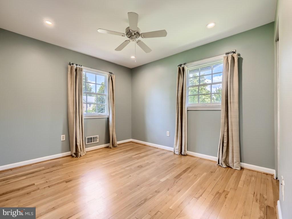 1609 Hopefield Road Silver Spring, MD 20905 - Photo 18 of 30 Bedroom Front #2