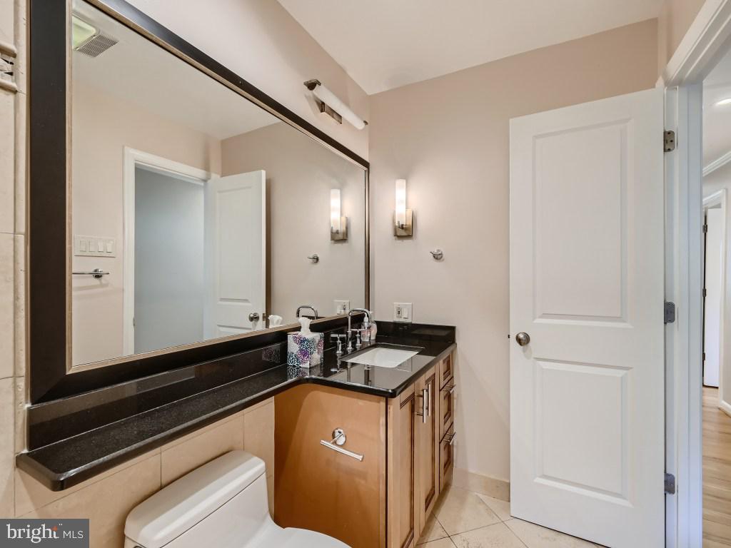 1609 Hopefield Road Silver Spring, MD 20905 - Photo 21 of 30 Main Level Hall Bath