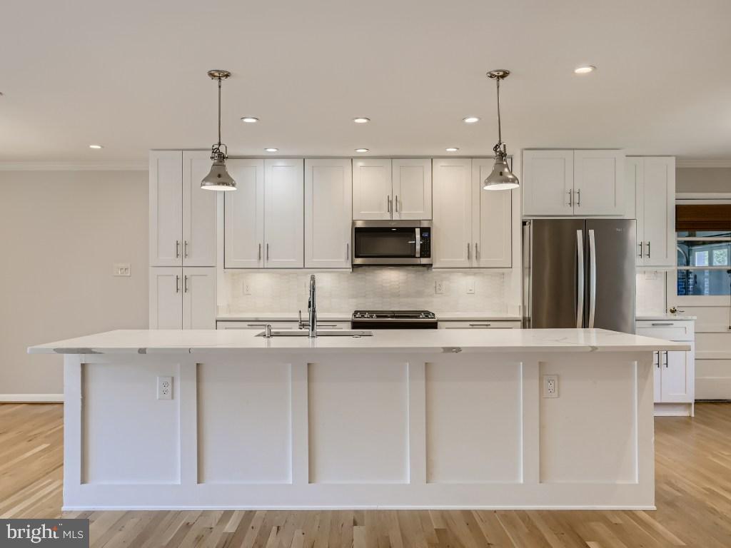 1609 Hopefield Road Silver Spring, MD 20905 - Photo 9 of 30 Extra Large Kitchen Island