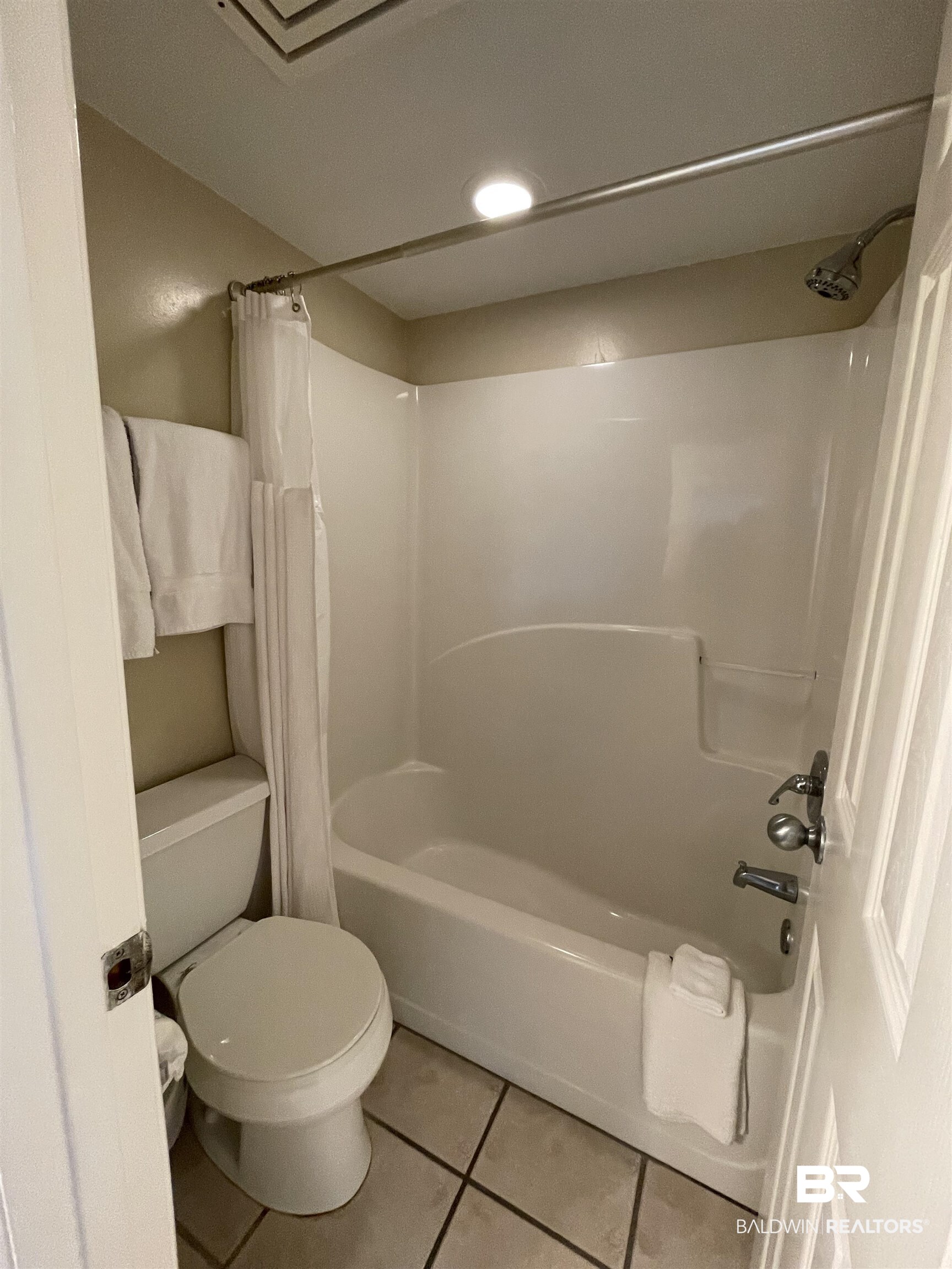 645 Plantation Road, Unit 6402 Gulf Shores, AL 36542 - Photo 20 of 24