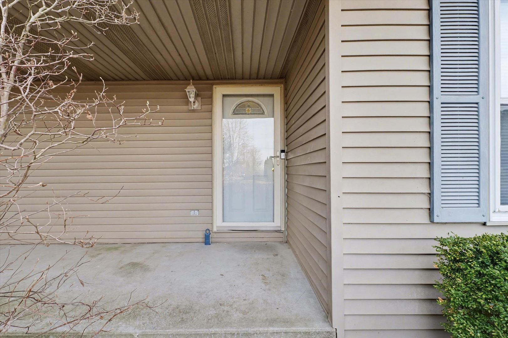 515 Valley View Drive Philo, IL 61864 - Photo 3 of 25 a view of door