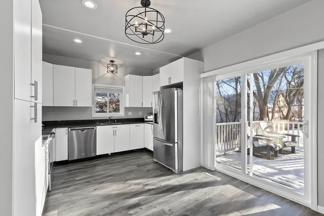 $359,900 | 337 South Quincy Street, Green Bay, WI 54301