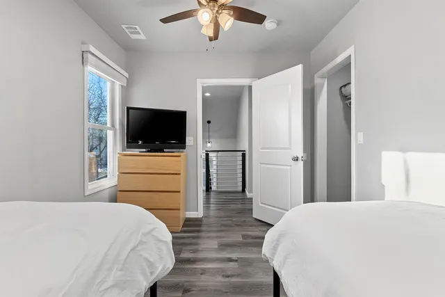 $359,900 | 337 South Quincy Street, Green Bay, WI 54301