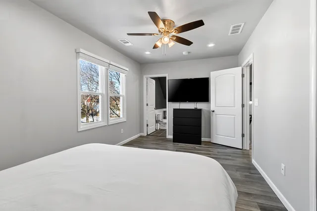 $359,900 | 337 South Quincy Street, Green Bay, WI 54301