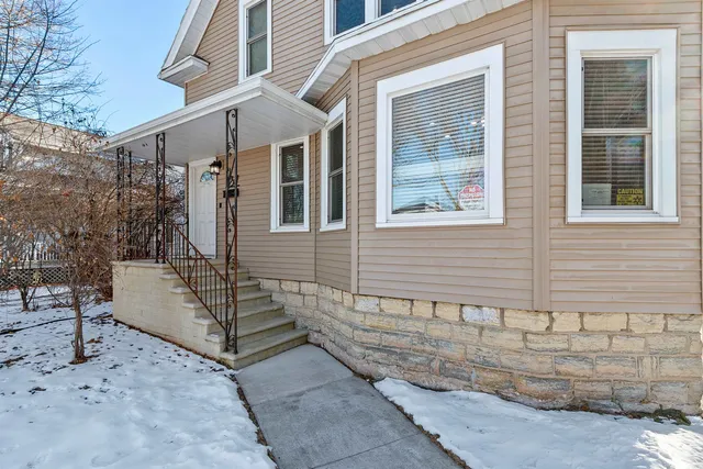 $359,900 | 337 South Quincy Street, Green Bay, WI 54301