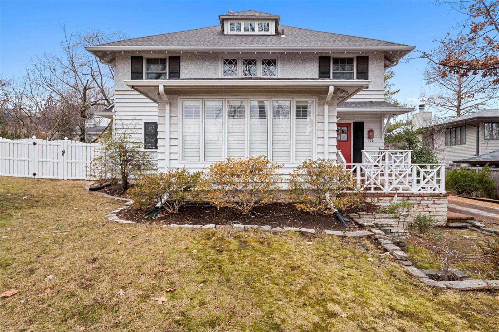 147 North Hanley Road St. Louis, MO 63105 - Photo 2 of 45 Gallery Image 2
