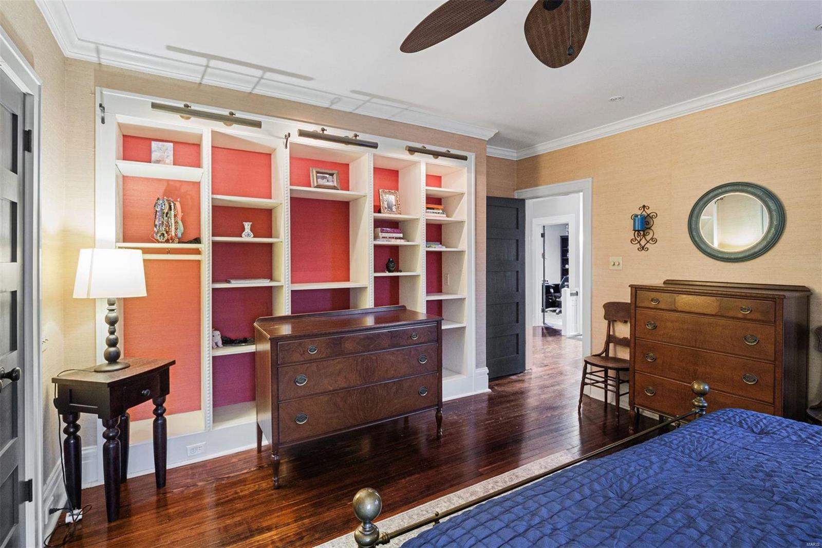 147 North Hanley Road St. Louis, MO 63105 - Photo 28 of 45 Gallery Image 28