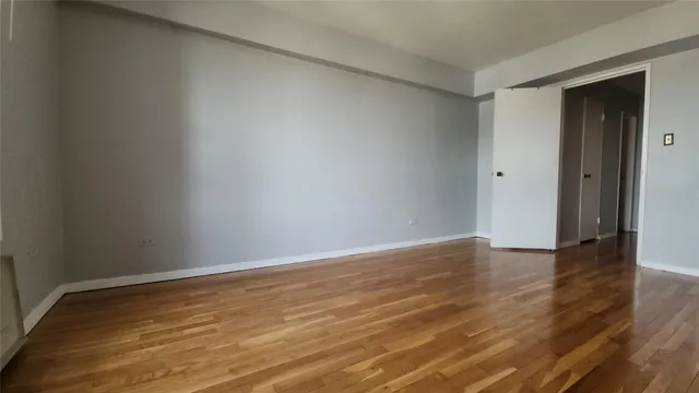 $245,000 | 92-30 56th Avenue, Unit 5F | Elmhurst