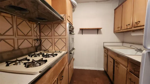 $245,000 | 92-30 56th Avenue, Unit 5F | Elmhurst