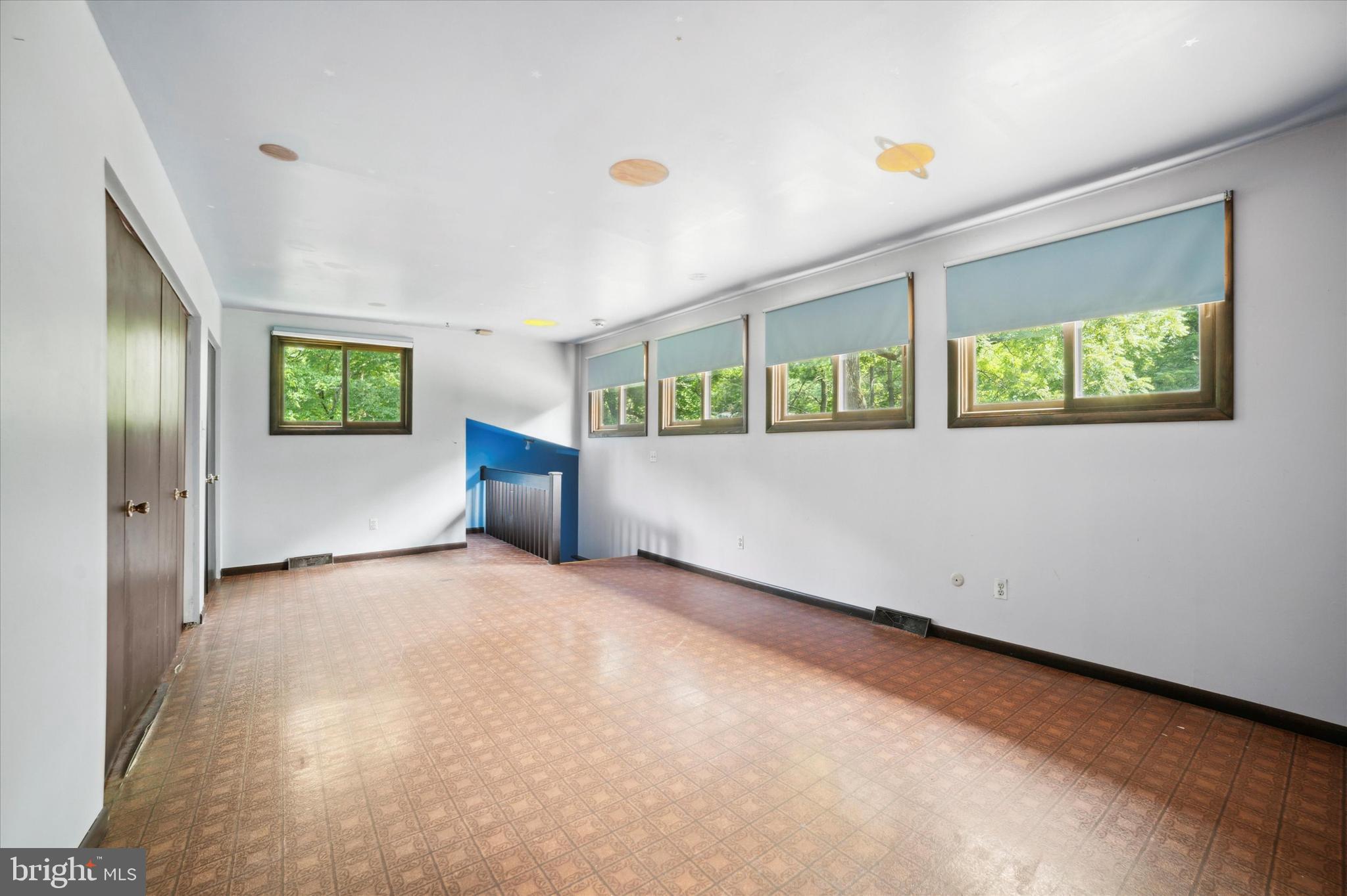 933 Hunt Road Broomall, PA 19008 - Photo 15 of 26