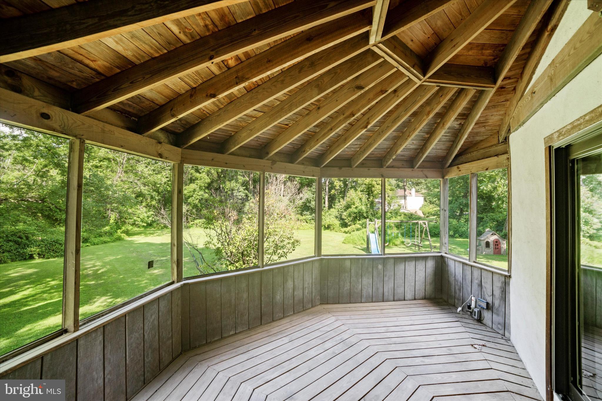 933 Hunt Road Broomall, PA 19008 - Photo 21 of 26