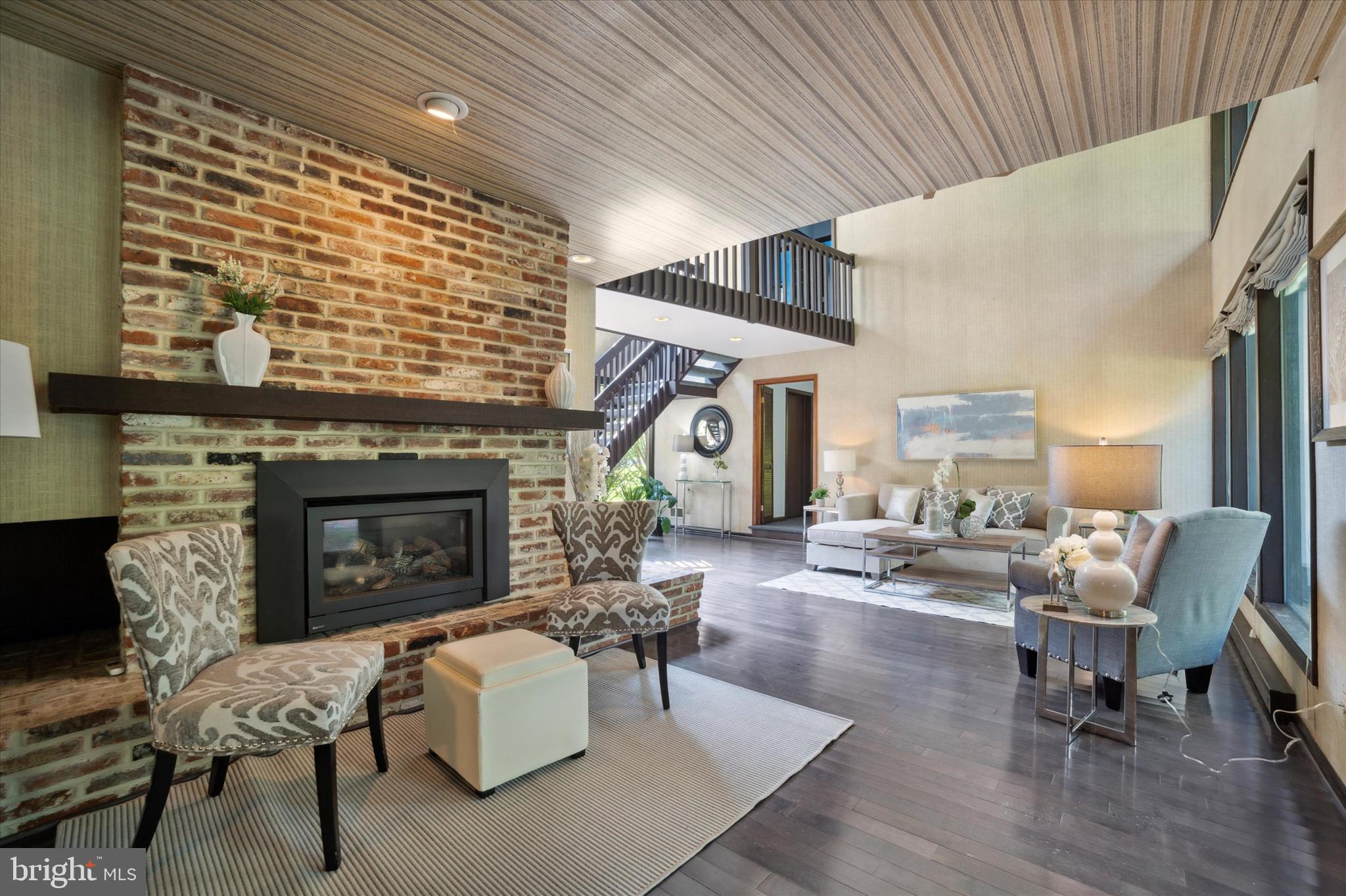 933 Hunt Road Broomall, PA 19008 - Photo 6 of 26