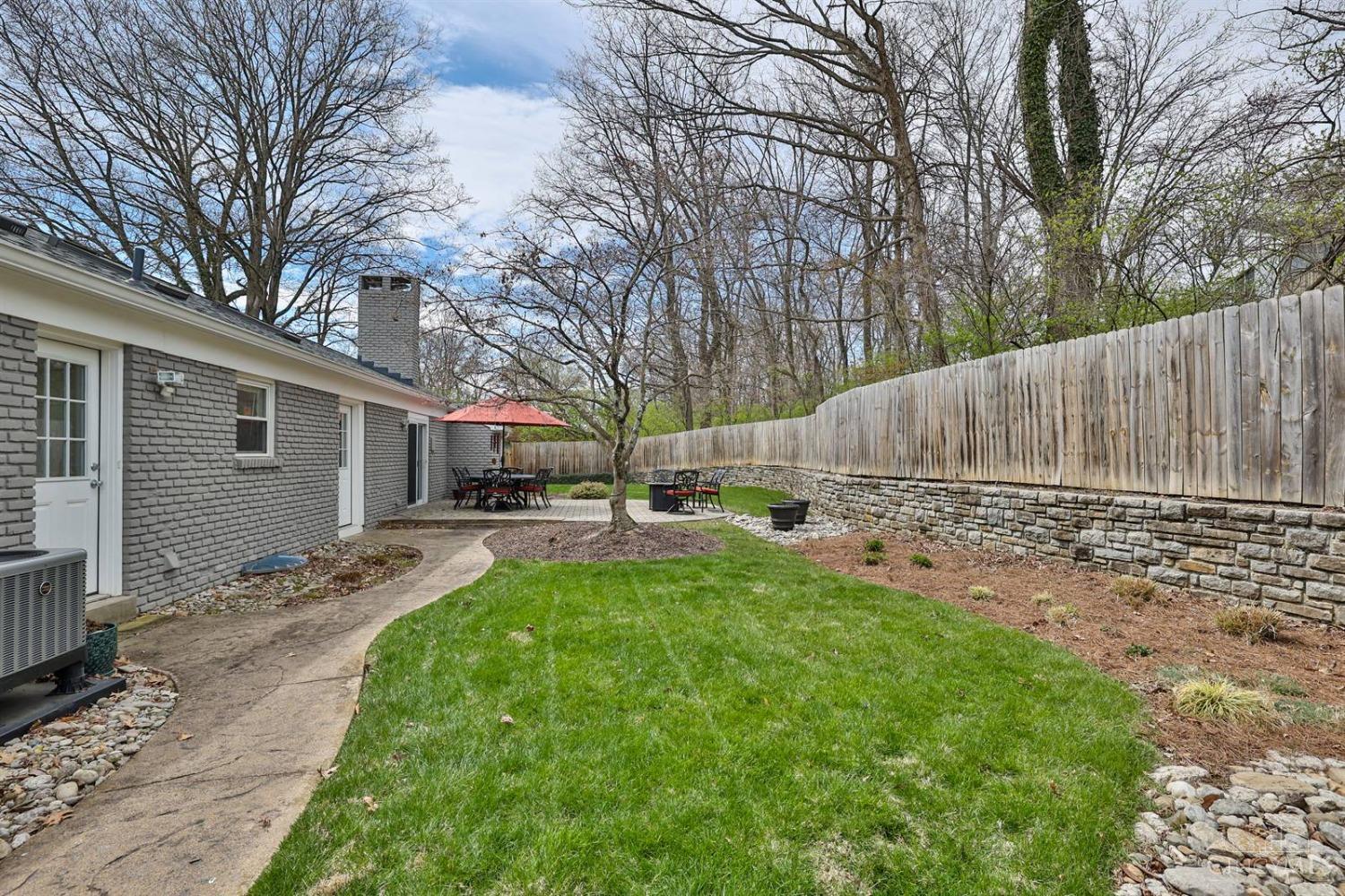 6096 Ropes Drive Cincinnati, OH 45244 - Photo 39 of 51 Gallery Image 39