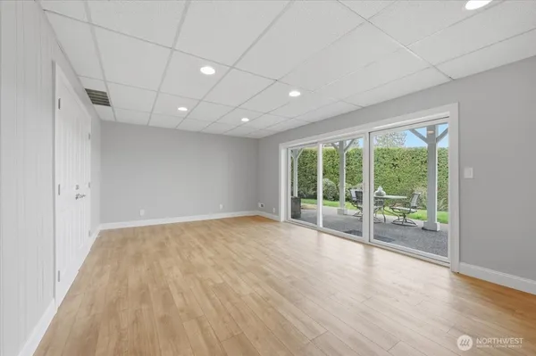 $2,000 | 3305 56th Street Southwest, Everett, WA 98203