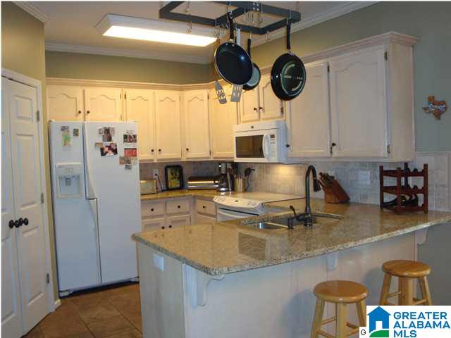 116 Kentwood Way Alabaster, AL 35007 - Photo 2 of 20
