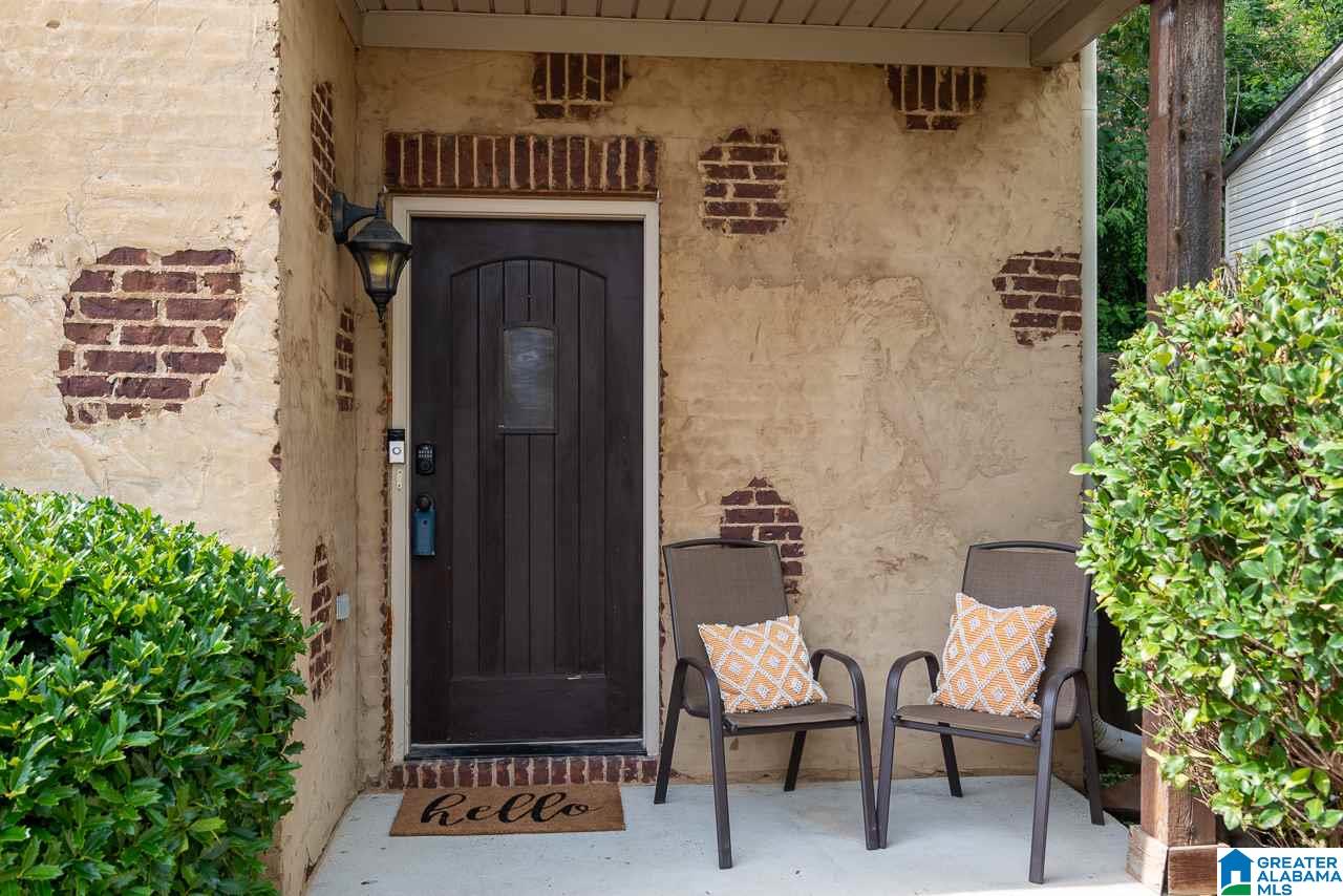 2292 Ridgemont Drive Birmingham, AL 35244 - Photo 3 of 26