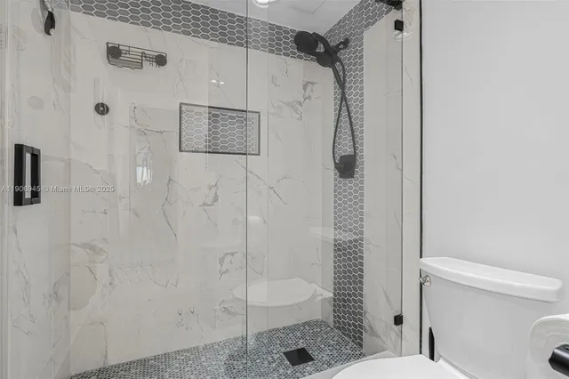 $215,000 | 4400 Hillcrest Drive, Unit 912B, Hollywood, FL 33021