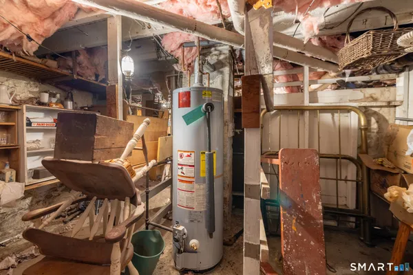 a view of an outdoor space