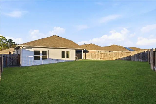 $304,000 | 20222 Portbec Drive, New Caney, TX 77357