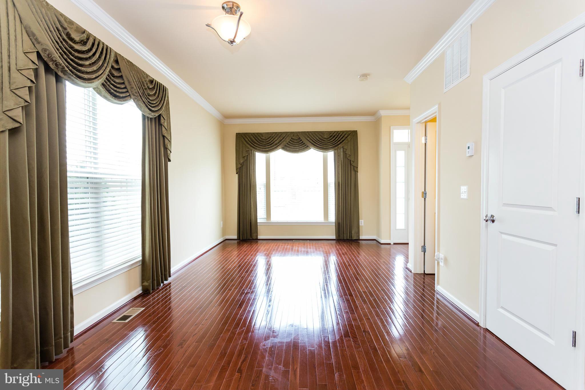 35 Short Branch Road Stafford, VA 22556 - Photo 6 of 30 Dining Room attaches to Living Room