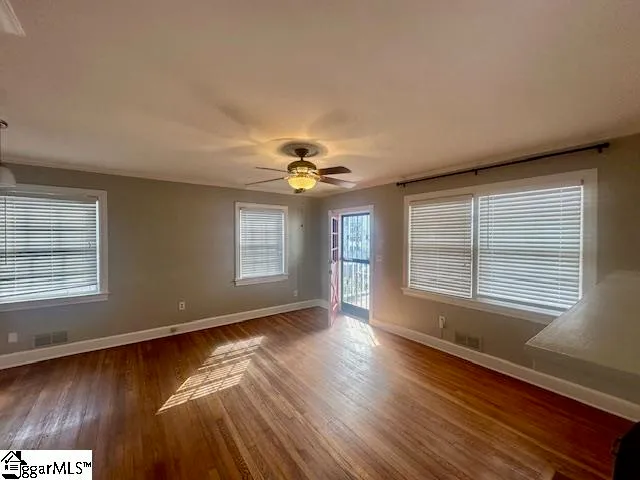 $1,600 | 608 Arlington Avenue, Greenville, SC 29601