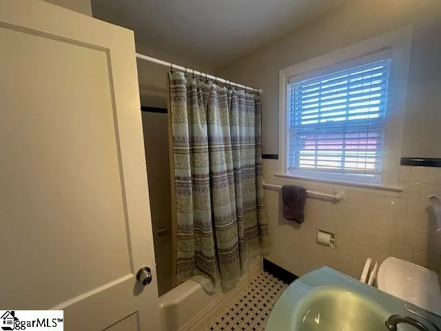 $1,600 | 608 Arlington Avenue, Greenville, SC 29601