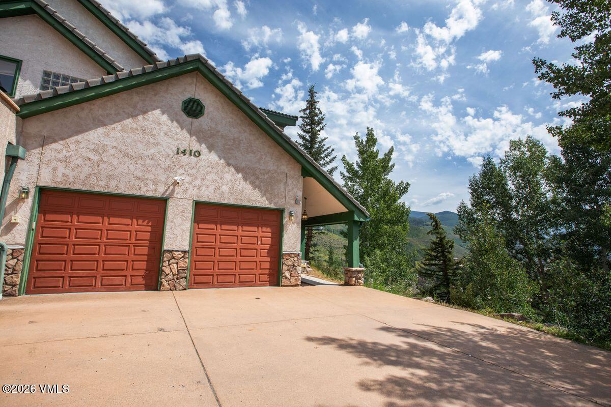 1410 Buffehr Creek Road, Unit B Vail, CO 81657 - Photo 18 of 31 photo_offline_002