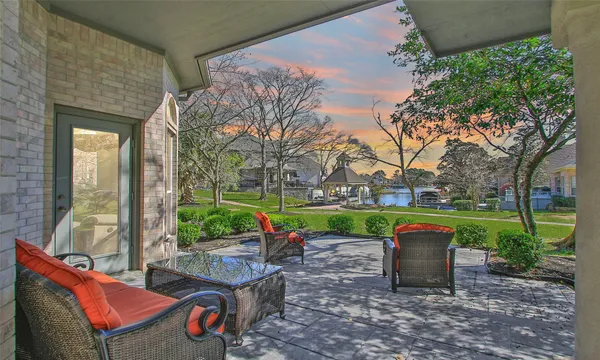 $475,000 | 30 Winthrop Harbor Court, Montgomery, TX 77356