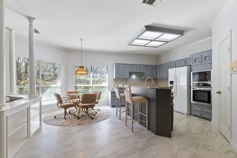 $475,000 | 30 Winthrop Harbor Court, Montgomery, TX 77356