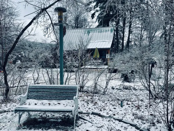 $333,000 | 13 Jordan Road, Cummington, MA 01026