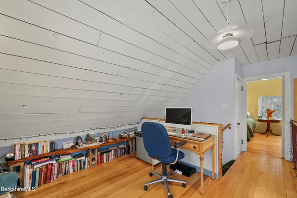 $333,000 | 13 Jordan Road, Cummington, MA 01026