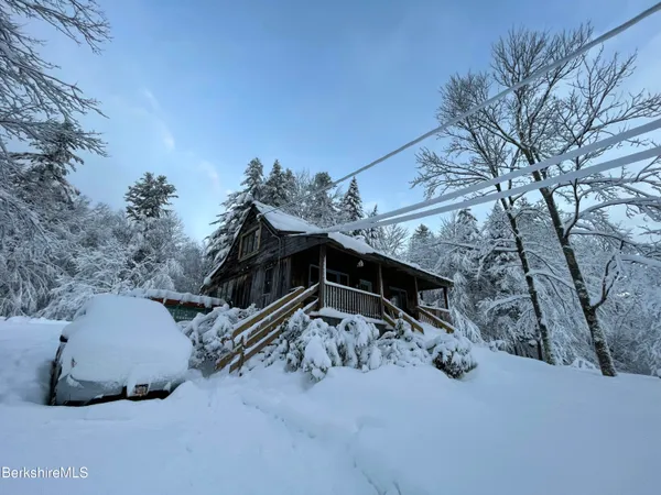 $333,000 | 13 Jordan Road, Cummington, MA 01026