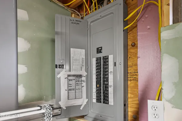 $333,000 | 13 Jordan Road, Cummington, MA 01026