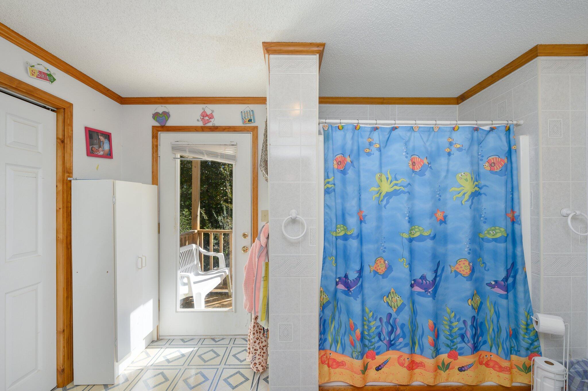 5747-j V Woolley Road Crestview, FL 32539 - Photo 17 of 21 Gallery Image 17