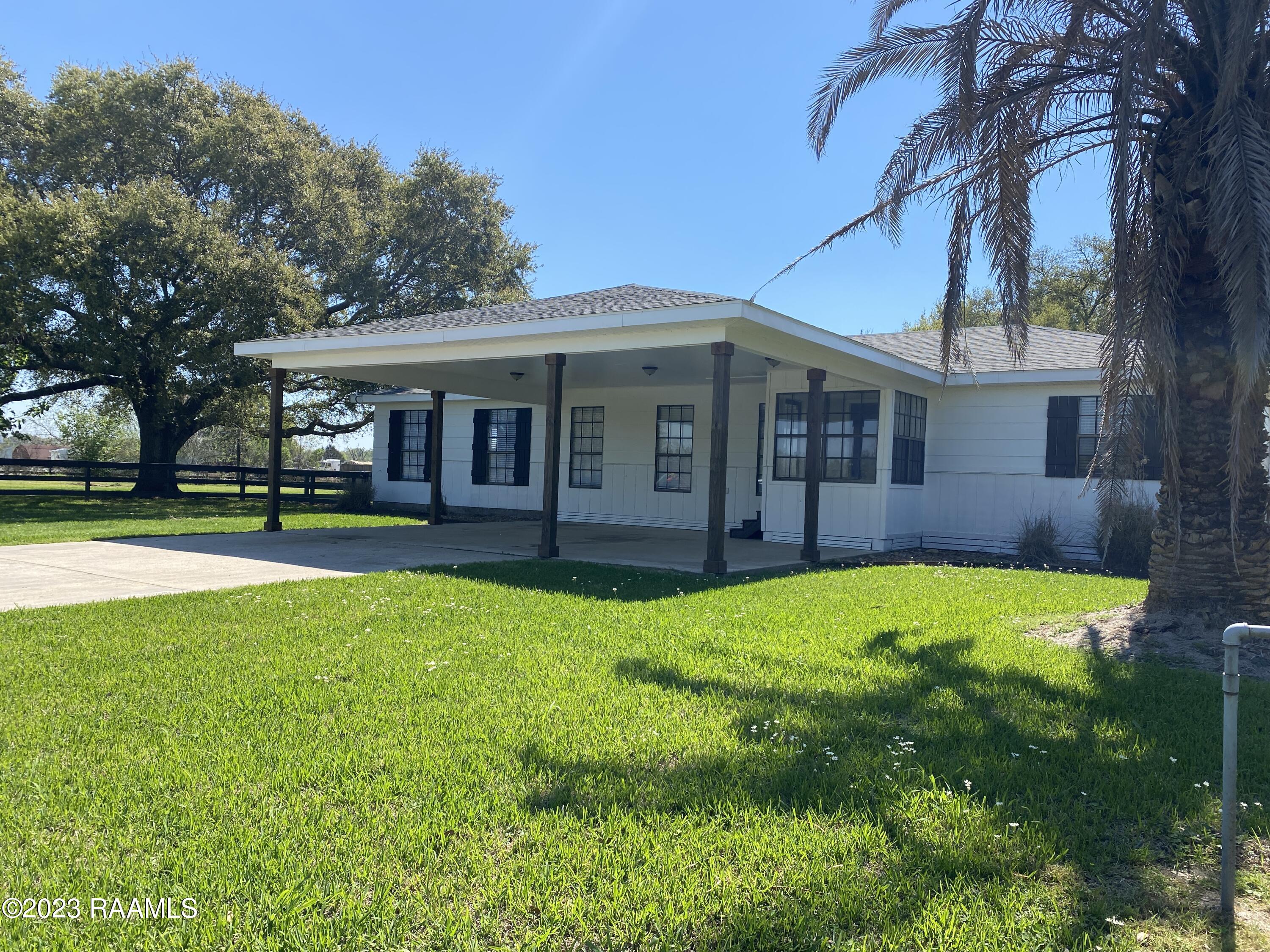 378 Credeur Road Sunset, LA 70584 - Photo 3 of 31 Front Side