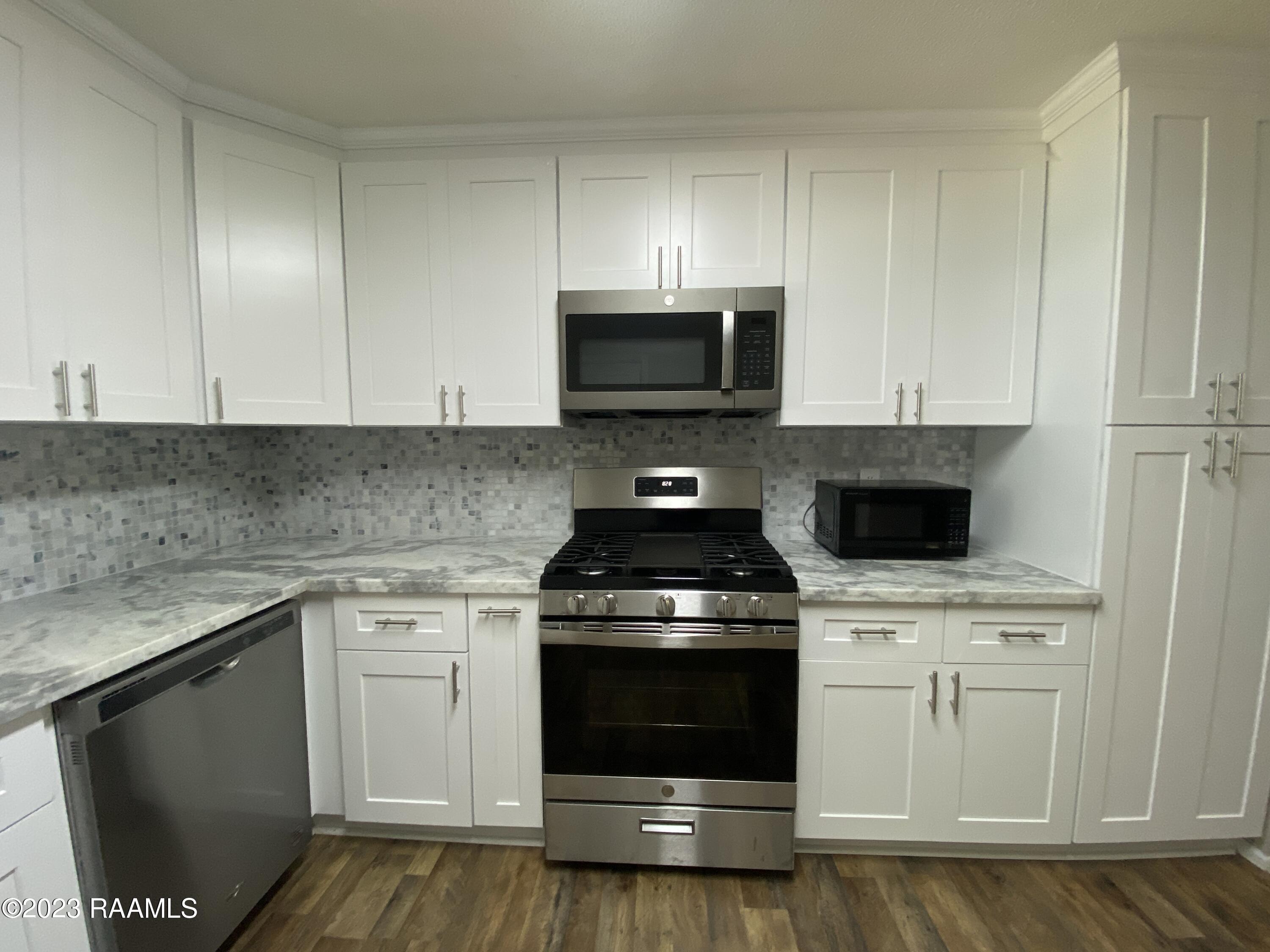 378 Credeur Road Sunset, LA 70584 - Photo 10 of 31 Kitchen