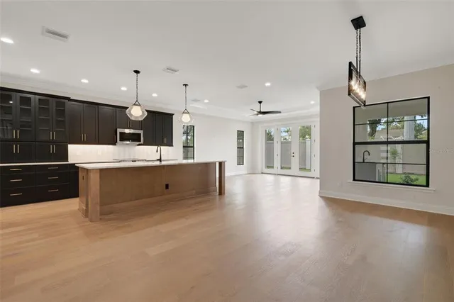 $829,900 | 5351 Clubhouse Hills Lane, Lakeland, FL 33812