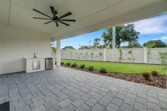 $829,900 | 5351 Clubhouse Hills Lane, Lakeland, FL 33812