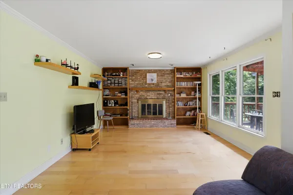 $645,000 | 118 West Melbourne Road, Oak Ridge, TN 37830