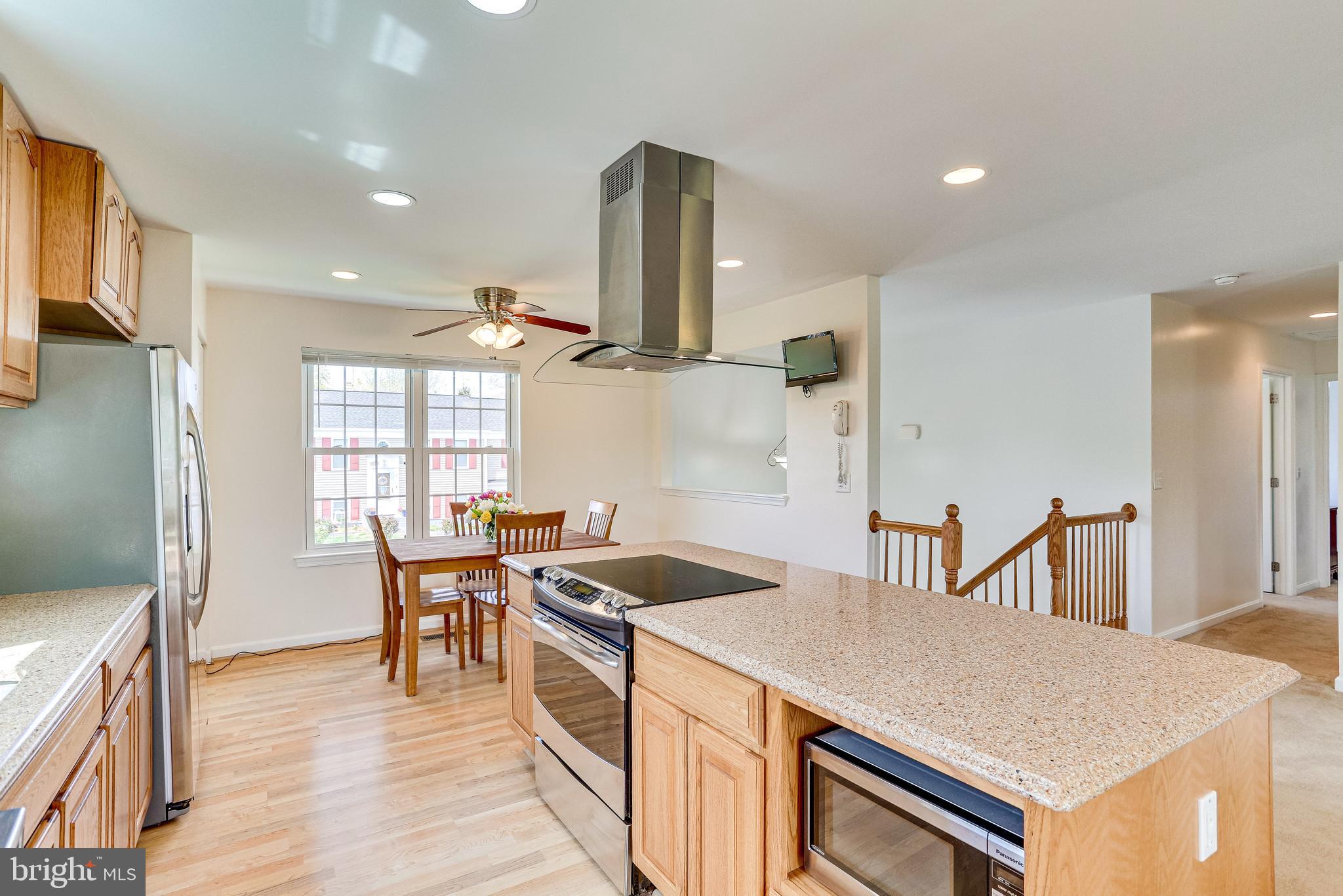 1605 Mithering Lane Silver Spring, MD 20905 - Photo 12 of 37 Gallery Image 12