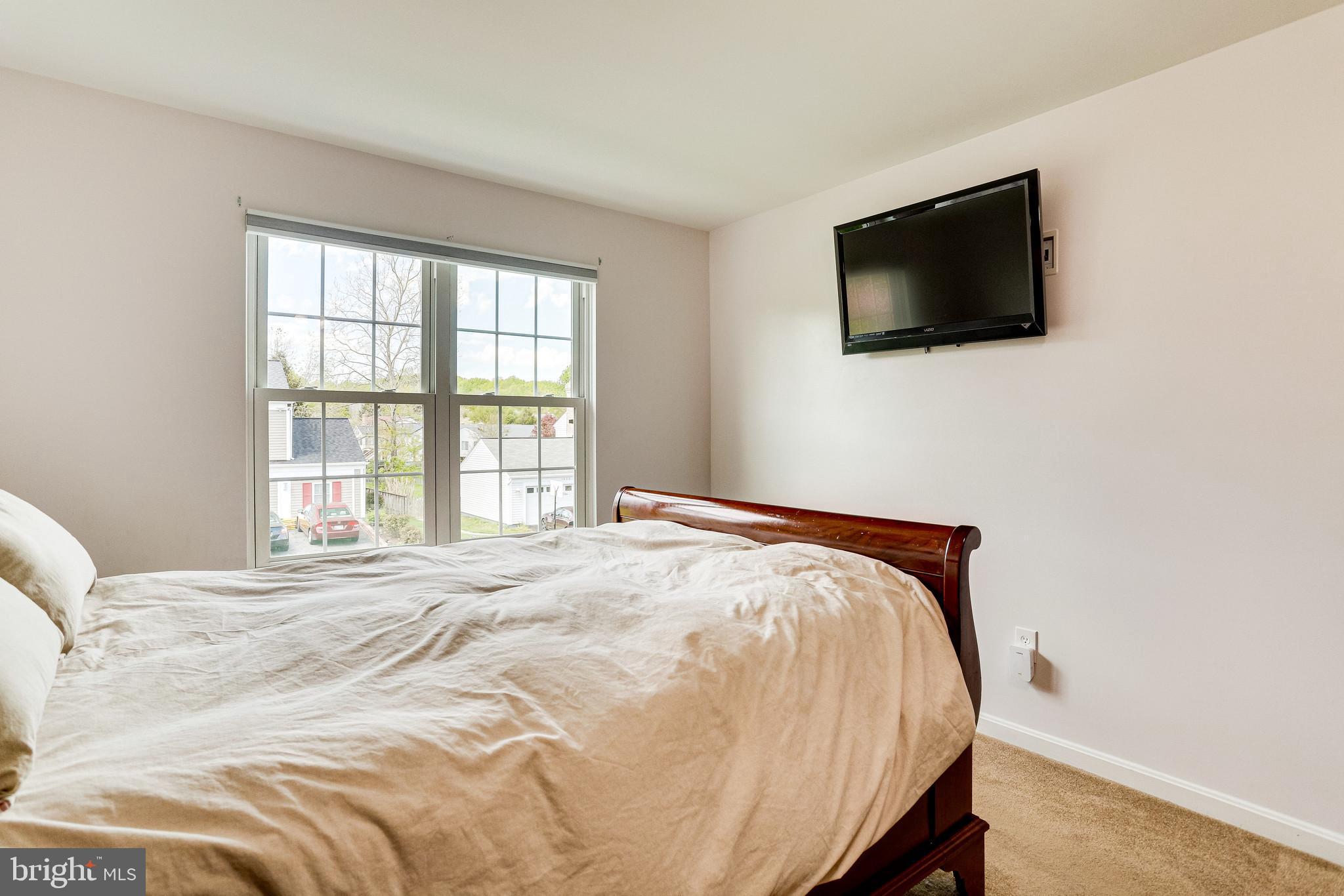 1605 Mithering Lane Silver Spring, MD 20905 - Photo 16 of 37 Gallery Image 16