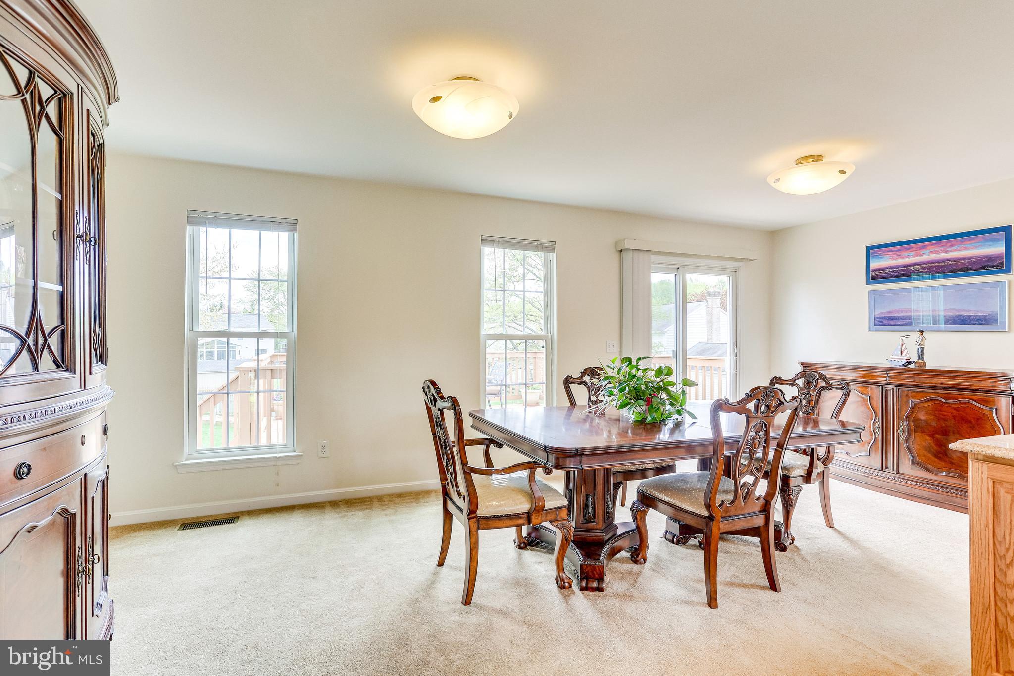 1605 Mithering Lane Silver Spring, MD 20905 - Photo 5 of 37 Gallery Image 5