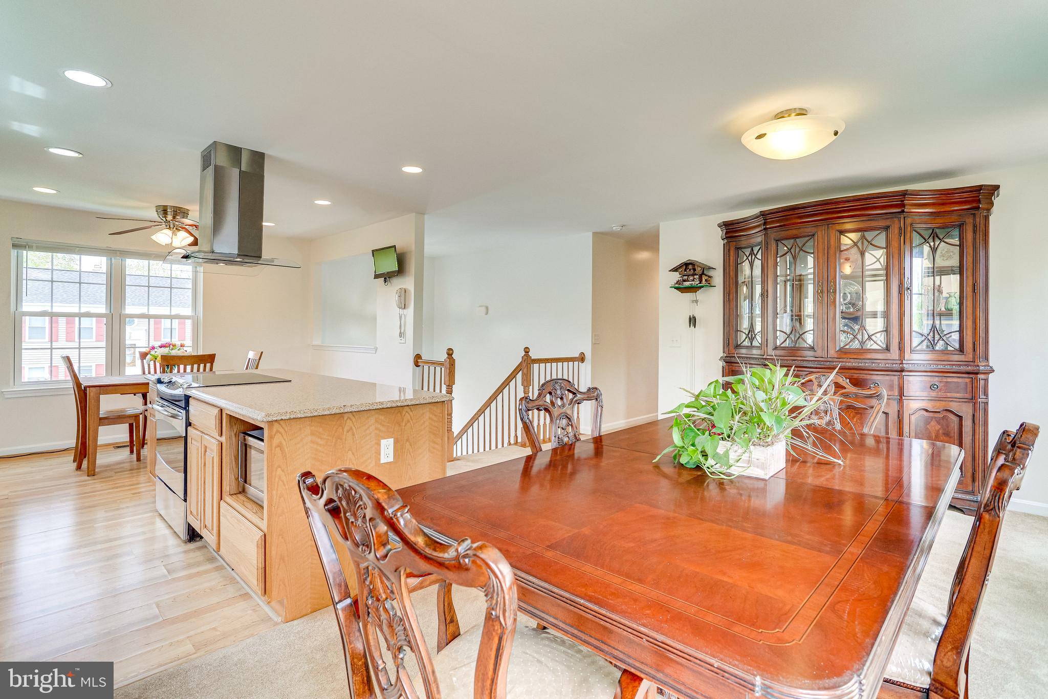 1605 Mithering Lane Silver Spring, MD 20905 - Photo 7 of 37 Gallery Image 7