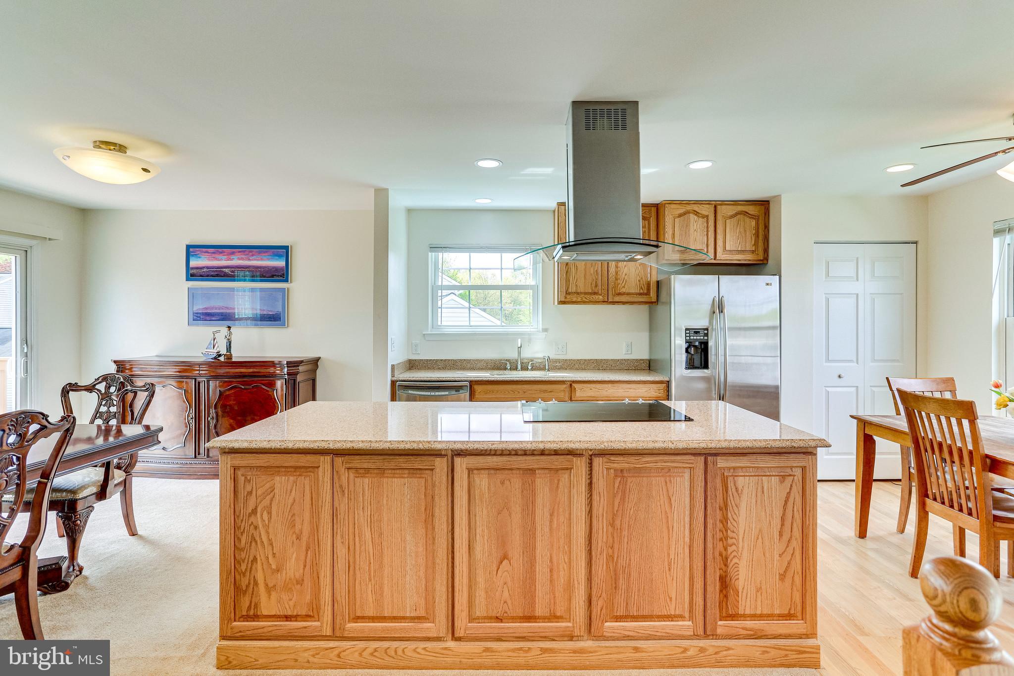 1605 Mithering Lane Silver Spring, MD 20905 - Photo 10 of 37 Gallery Image 10