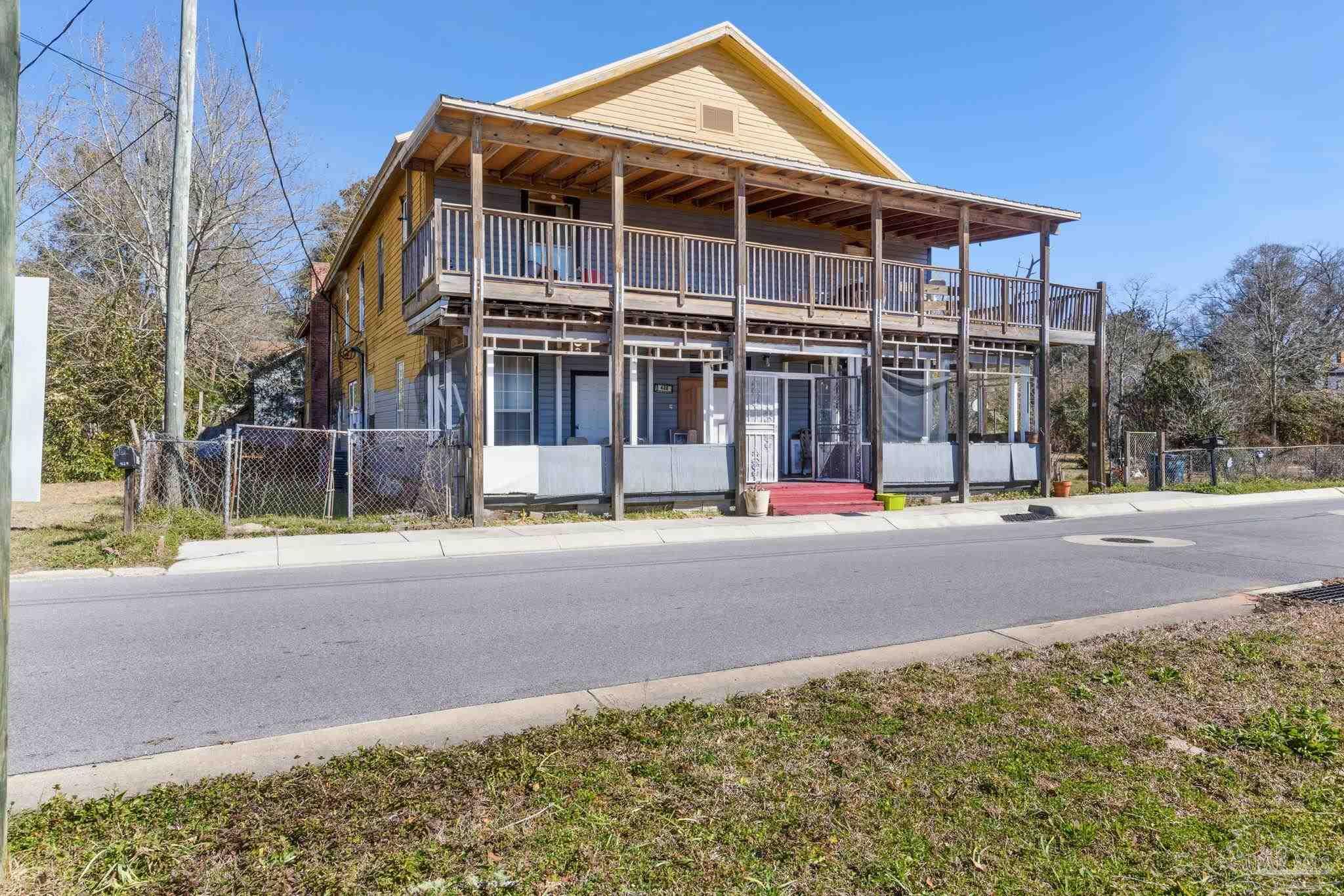 426 Front Street Century, FL 32535 - Photo 3 of 72