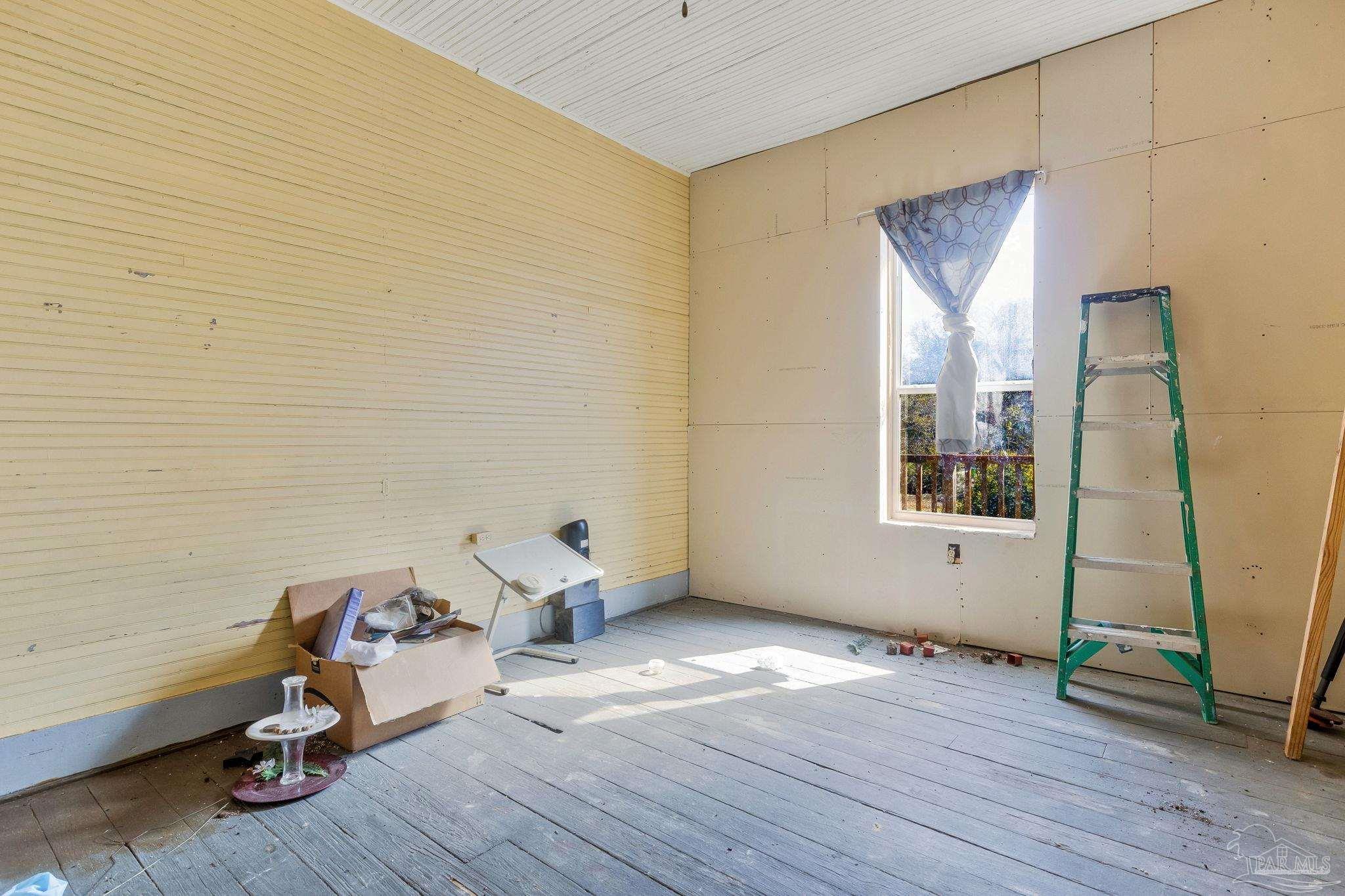 426 Front Street Century, FL 32535 - Photo 36 of 72