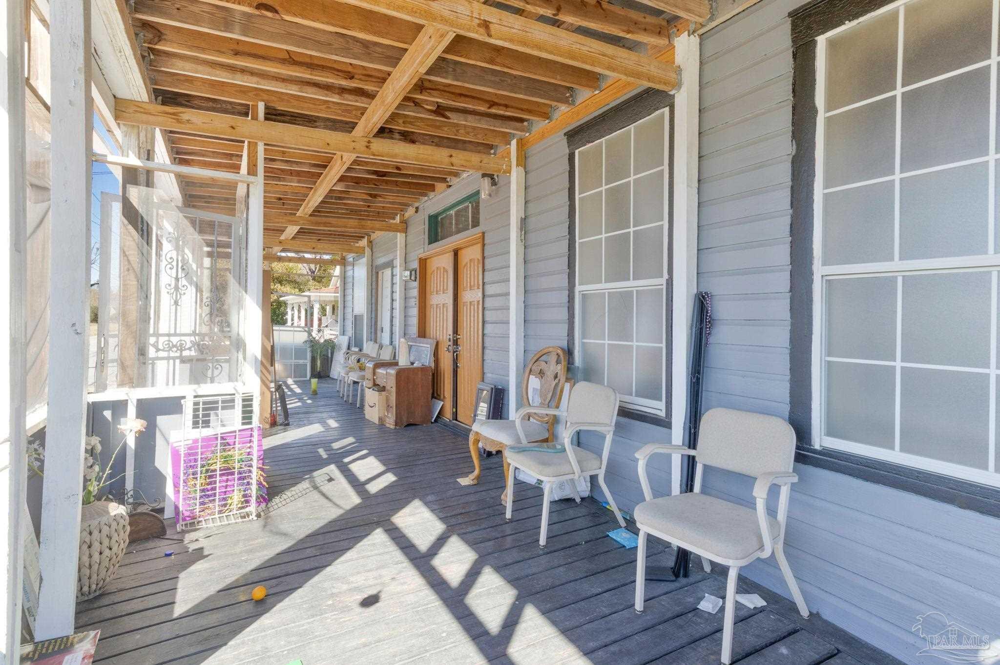 426 Front Street Century, FL 32535 - Photo 5 of 72