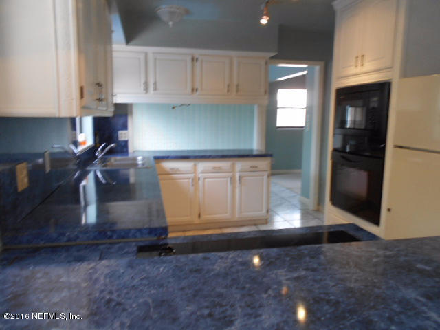 8402 Lone Star Road Jacksonville, FL 32211 - Photo 8 of 20 Kitchen