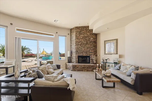 $1,298,000 | 39410 North 7th Street, Phoenix, AZ 85086